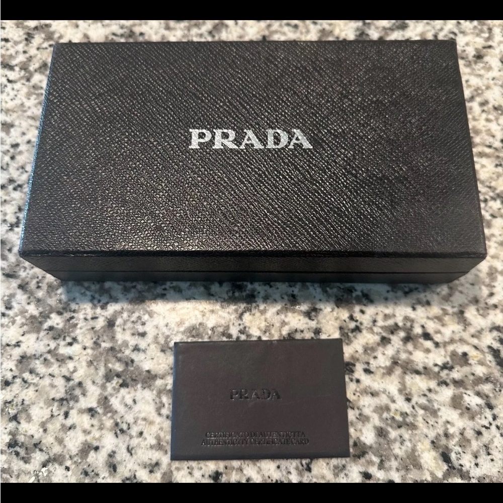 PRADA SAFFIANO WALLET W/ BOW - LIKE NEW (BOX & PAPERS INC)